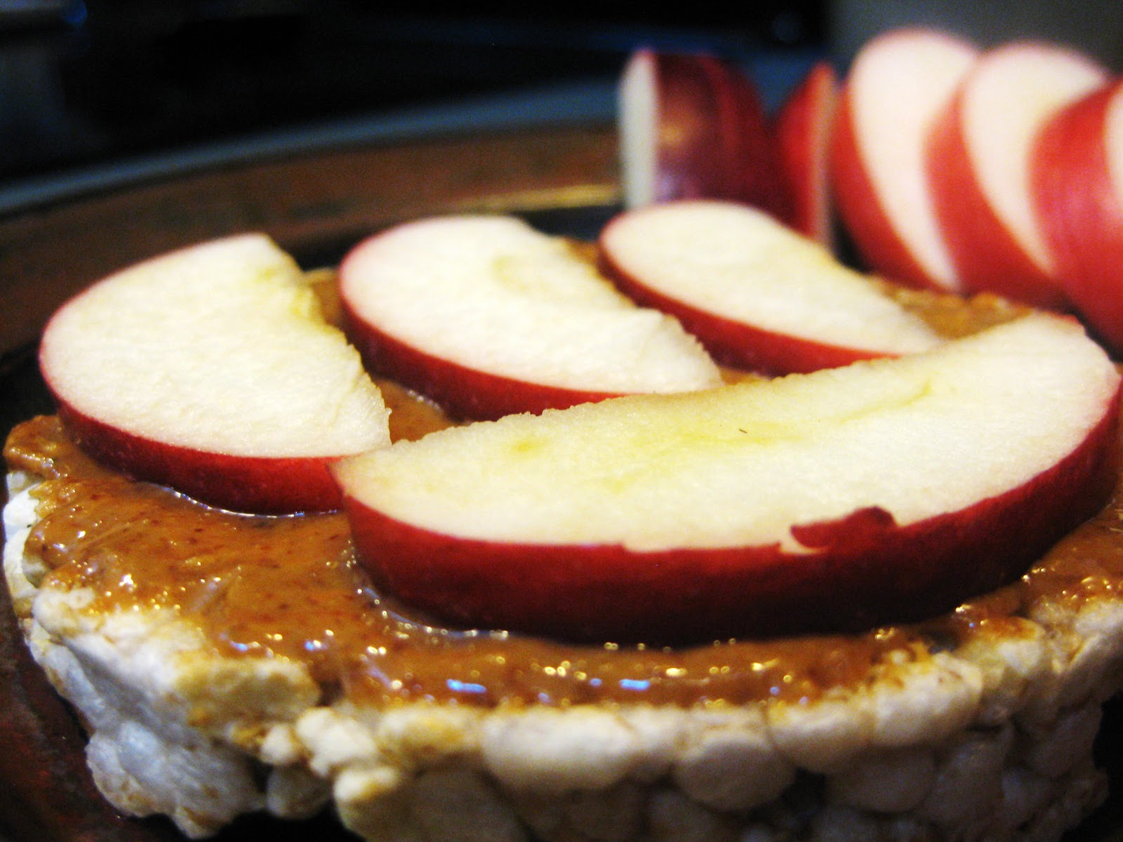 Puffed Rice Cake with Sliced Apples & Almond Butter Simply Quinoa