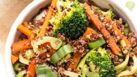10-minute ginger quinoa bowls with veggies