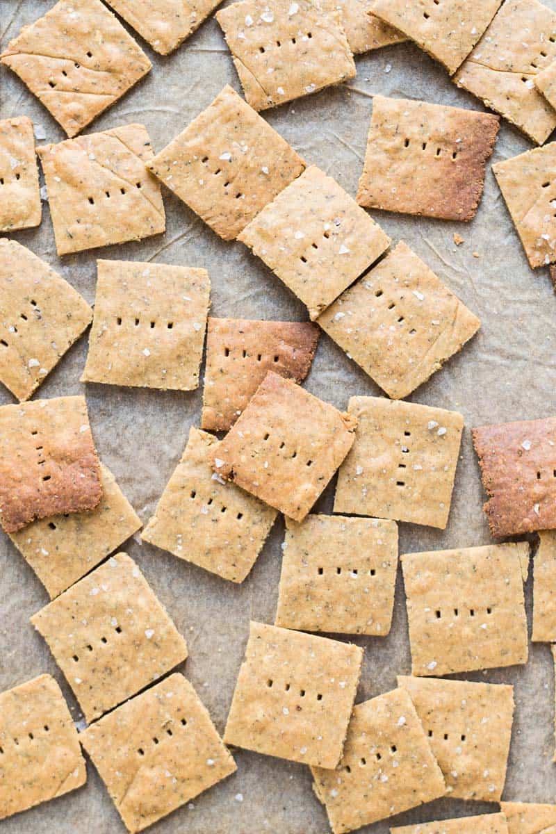 These QUINOA crackers are gluten-free, easy to make and super high in PROTEIN!