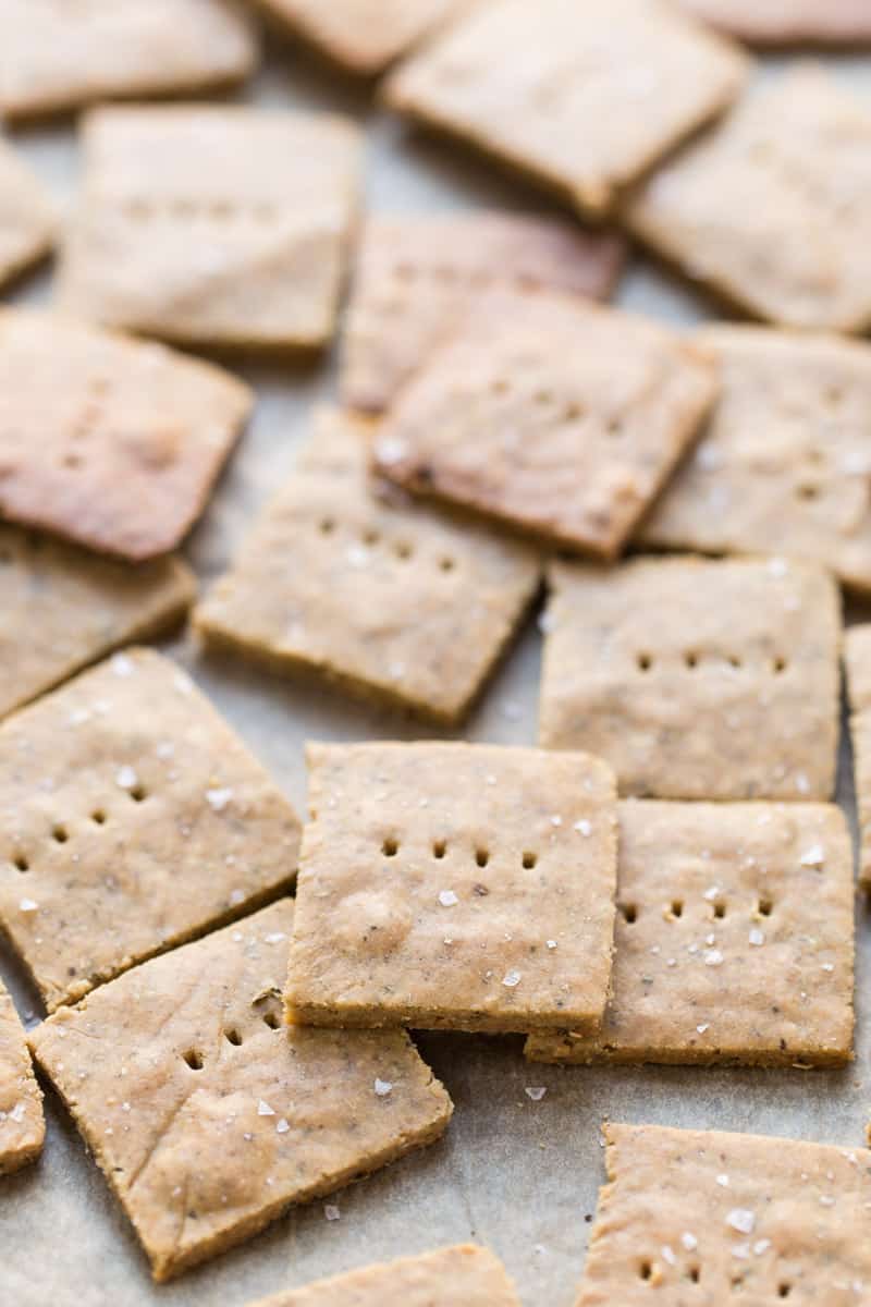 These HIGH PROTEIN Quinoa Crackers are a cinch to make and make the perfect snack!