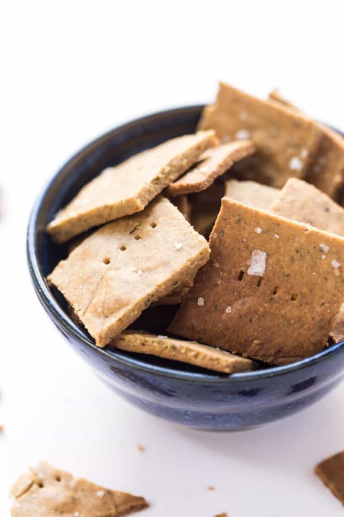 GlutenFree Quinoa Crackers & Hummus Simply Quinoa