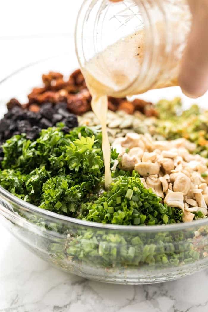 how to make the whole foods detox salad at home