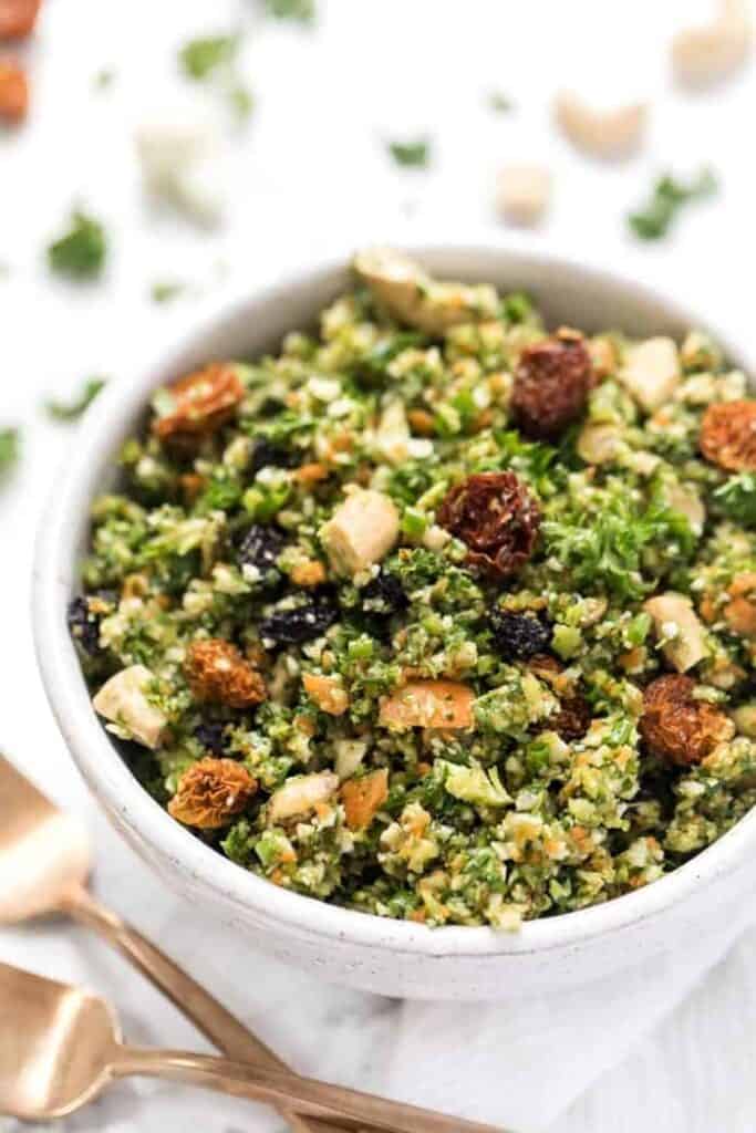 Copycat Whole Foods Detox Salad - Simply Quinoa