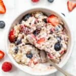 Quinoa Breakfast Bowls with Yogurt