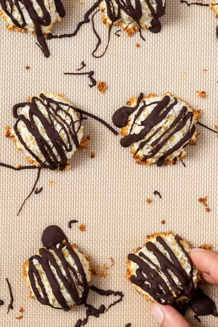 Coconut Macaroons with Chocolate Drizzle