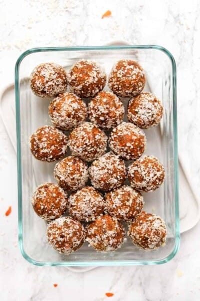 Raw Vegan Carrot Cake Bites