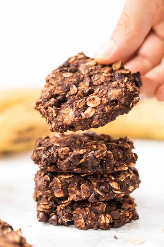 Insanely Healthy Oatmeal Cookies {Vegan & GF} - Simply Quinoa