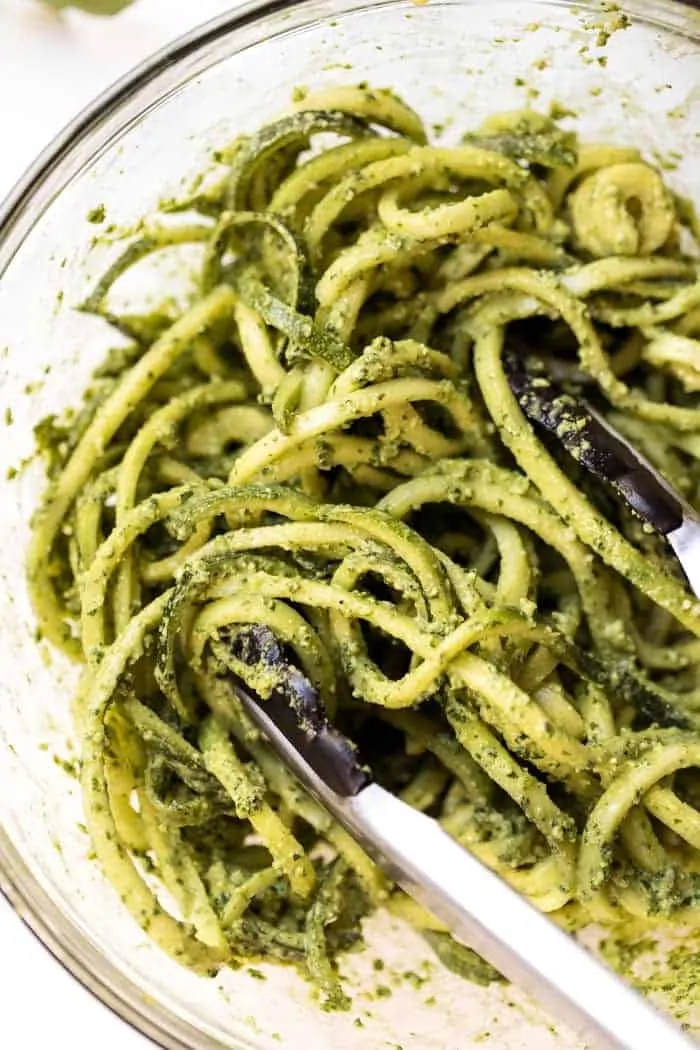 zucchini noodles with lime-arugula pesto