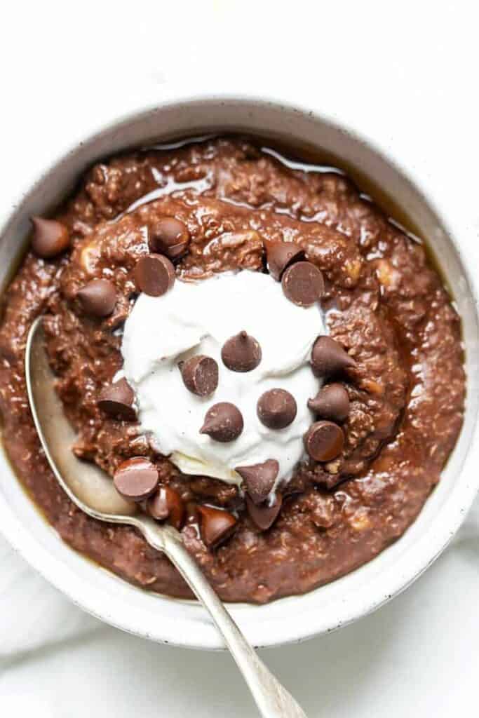 Chocolate Breakfast Bowls with Quinoa Flakes