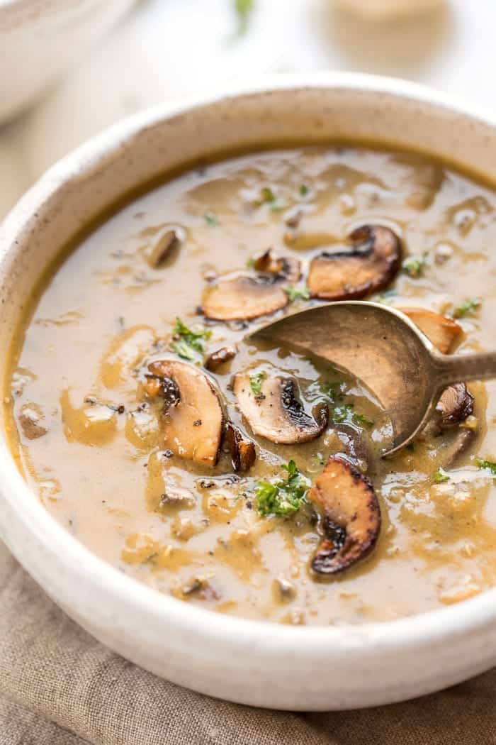 how to make a creamy coconut & mushroom quinoa soup with simple ingredients