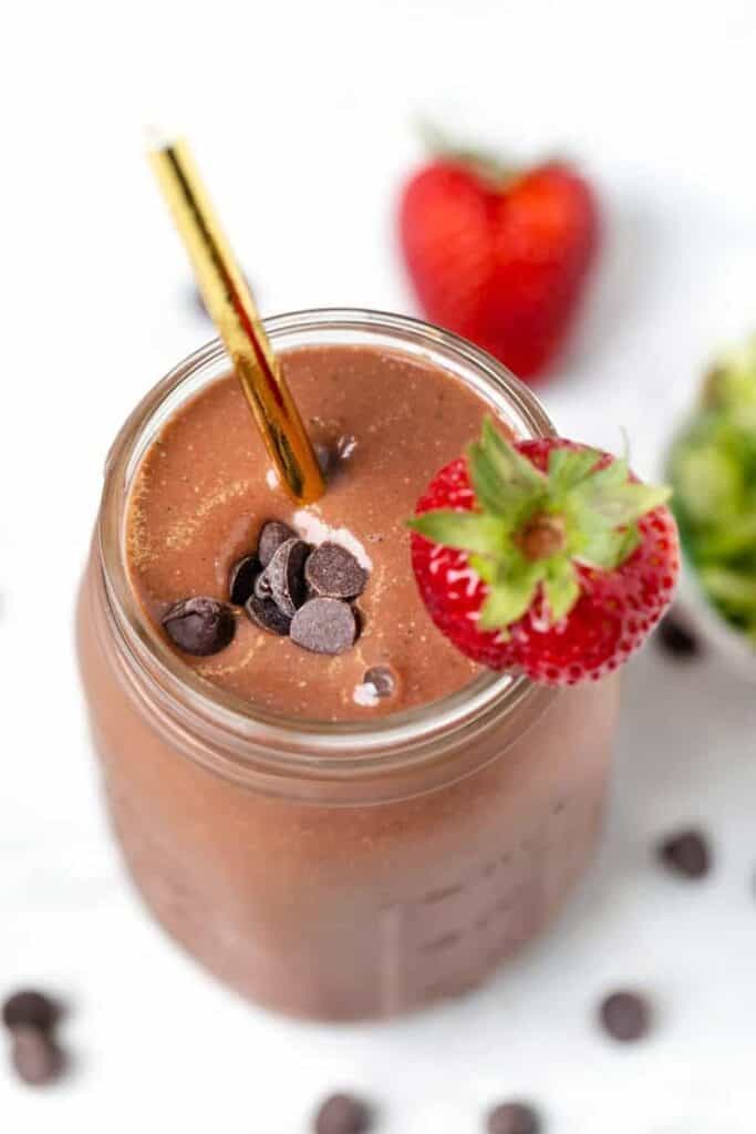 Healthy Chocolate Smoothie with Strawberry