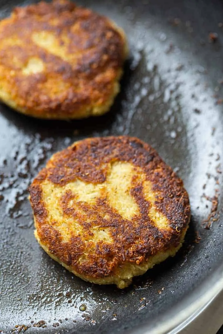 Healthy Quinoa Crab Cakes