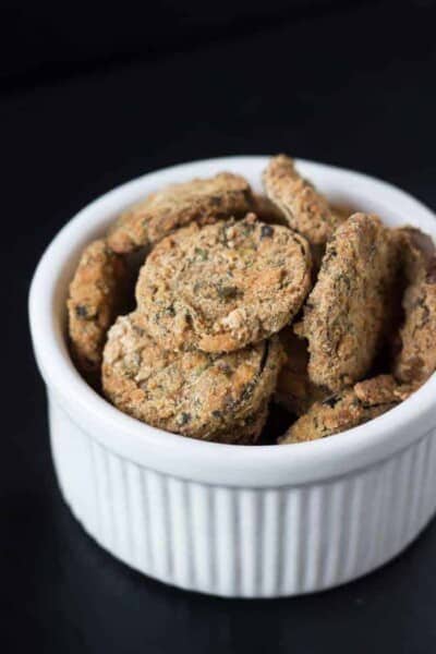 Gluten-Free Baked Eggplant Parmesan Crisps - recipe from Simply Quinoa (www.simplyquinoa.com)