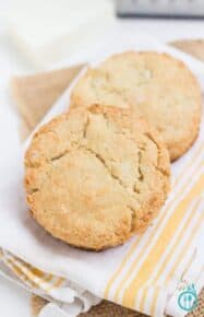 Gluten-Free Cheddar Quinoa Biscuits