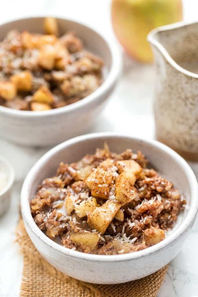 how to make breakfast quinoa with cinnamon and apples