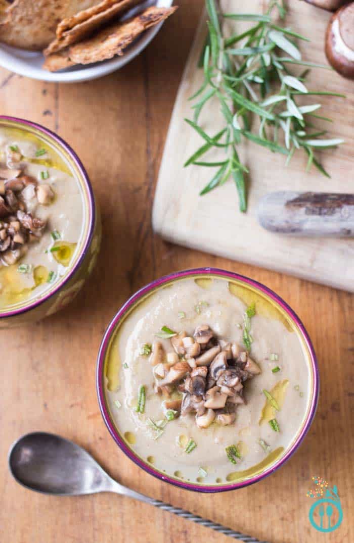 vegan-cream-of-mushroom-soup