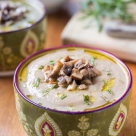 vegan-cream-of-mushroom-soup