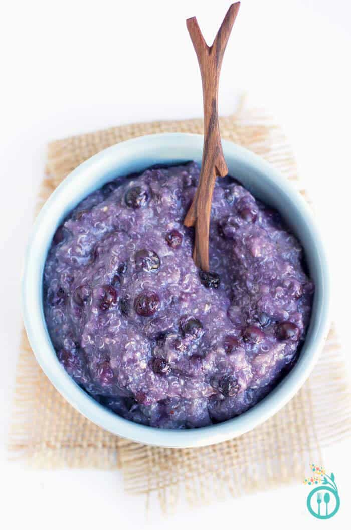 blueberry-quinoa-flakes