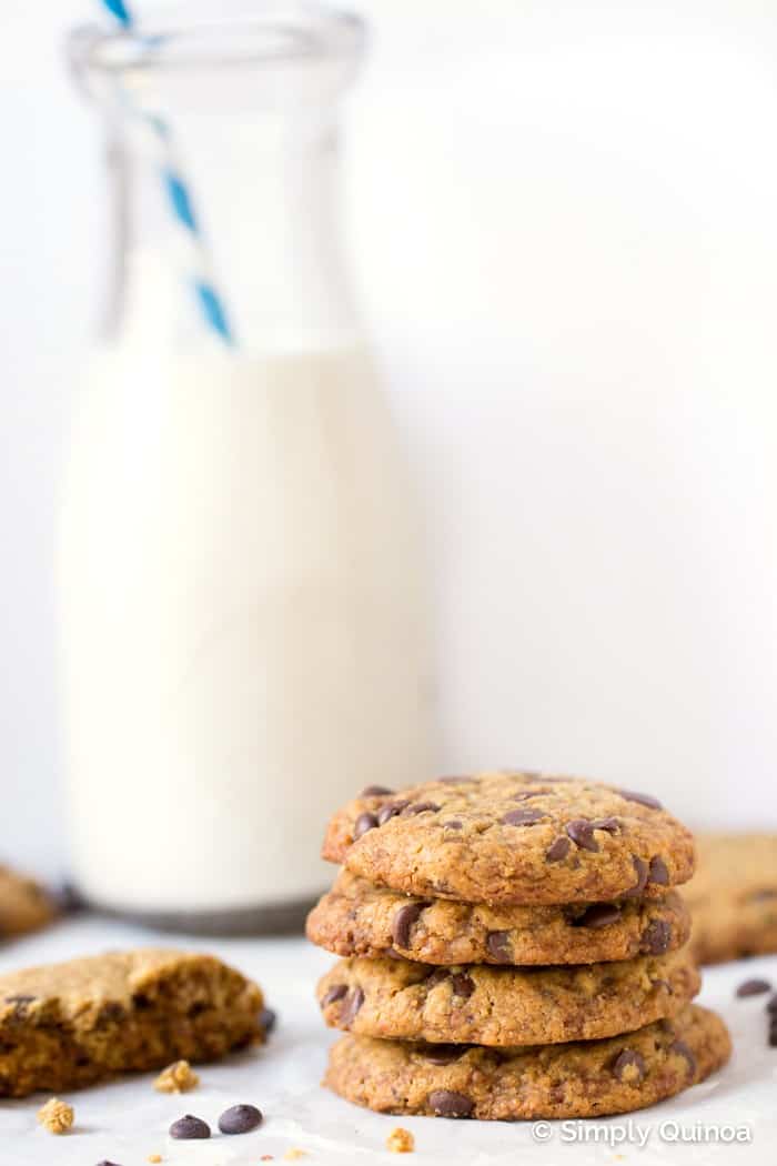 The BEST EVER Coconut Oil Chocolate Chip Cookies - they're gluten-free, vegan and refined sugar-free!