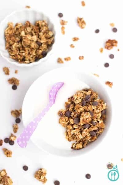 Oatmeal Cookie Quinoa Granola - a healthy breakfast treat without the guilt (GF + V)