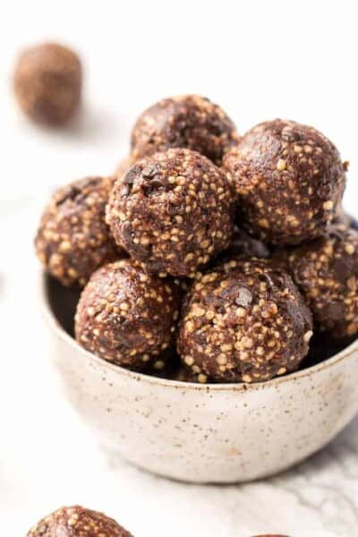 no bake turtle cookie quinoa energy bites with dates and pecans