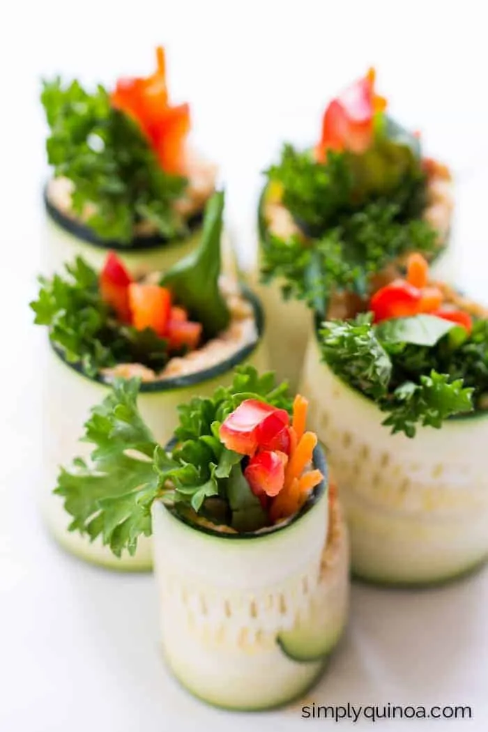 The PERFECT summer meal: Hummus Zucchini Roll Ups with quinoa + fresh veggies | simplyquinoa.com