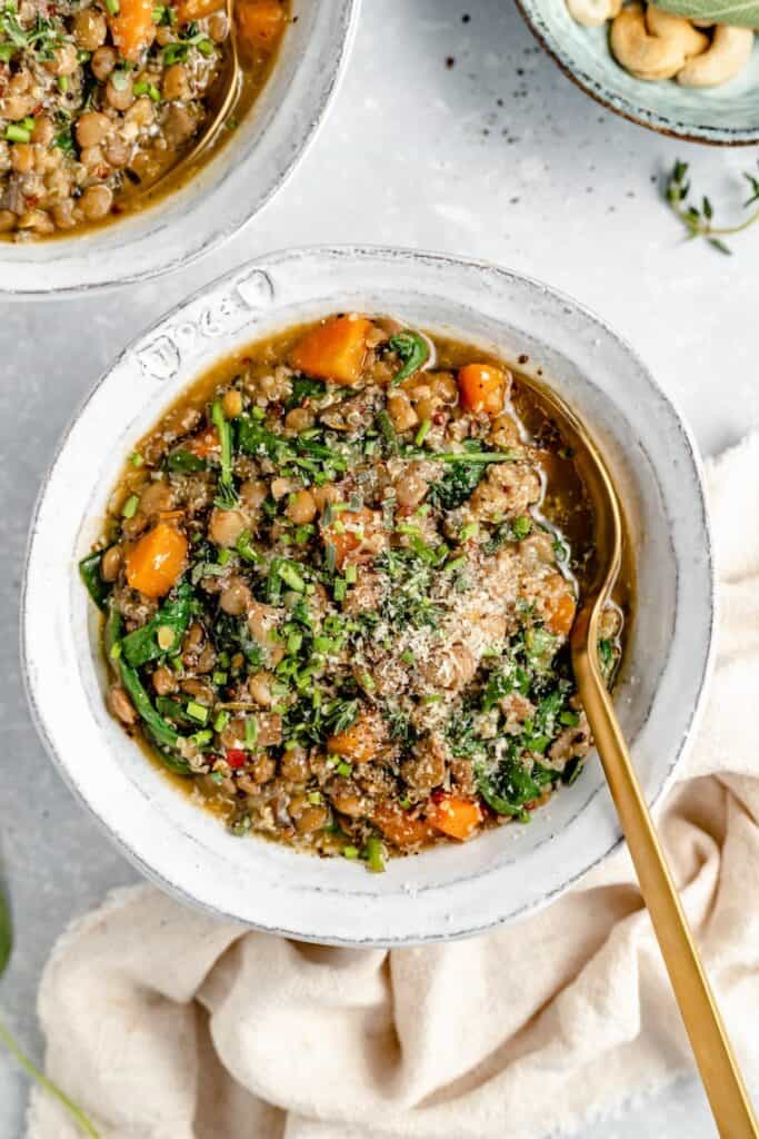 One Pot Creamy Spinach Lentils with Quinoa