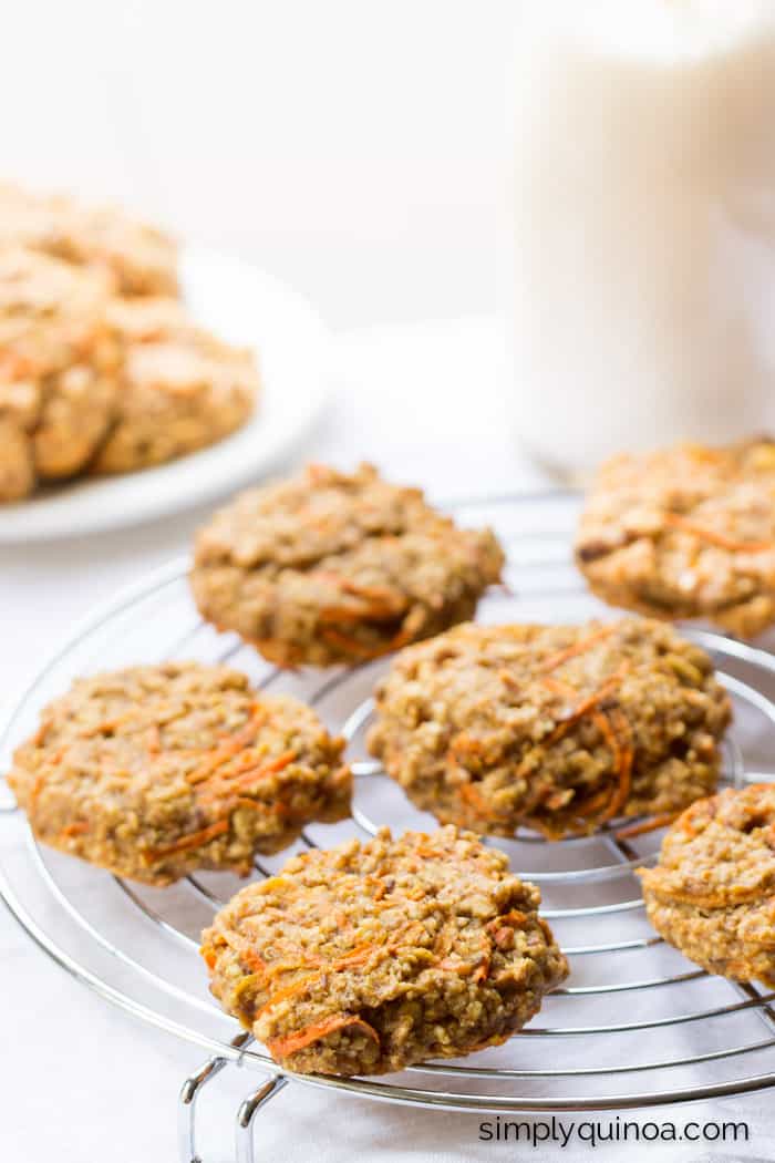 Healthy Quinoa Breakfast Cookies that taste like carrot cake! | recipe on simplyquinoa.com