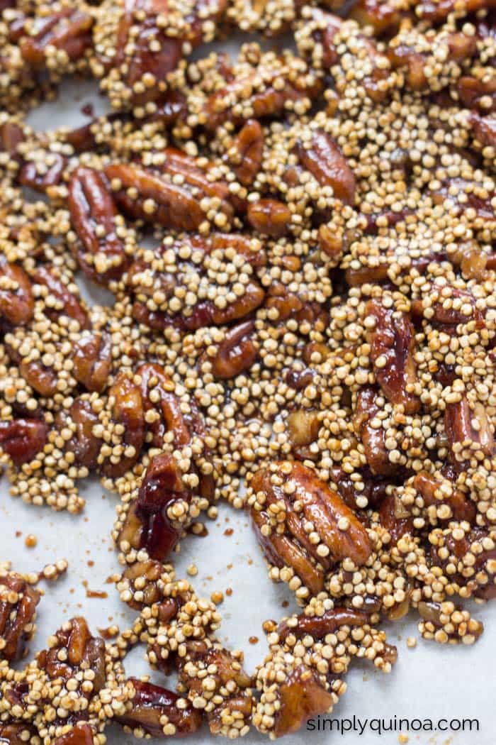 An awesome alternative to candied nuts >> Coconut Sugar Candied Pecans! (with quinoa mixed in for fun)