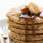 These HEALTHY quinoa pancakes are vegan, gluten-free and refined sugar free | recipe on simplyquinoa.com