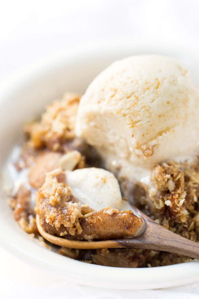 This quinoa apple crisp is probably the easiest dessert you'll ever make because... it's made in the SLOW COOKER!