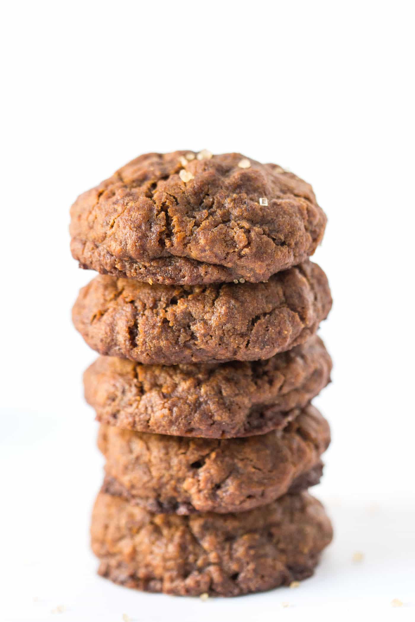 Vegan Gingersnaps made with quinoa flour, coconut oil and sweetened naturally!