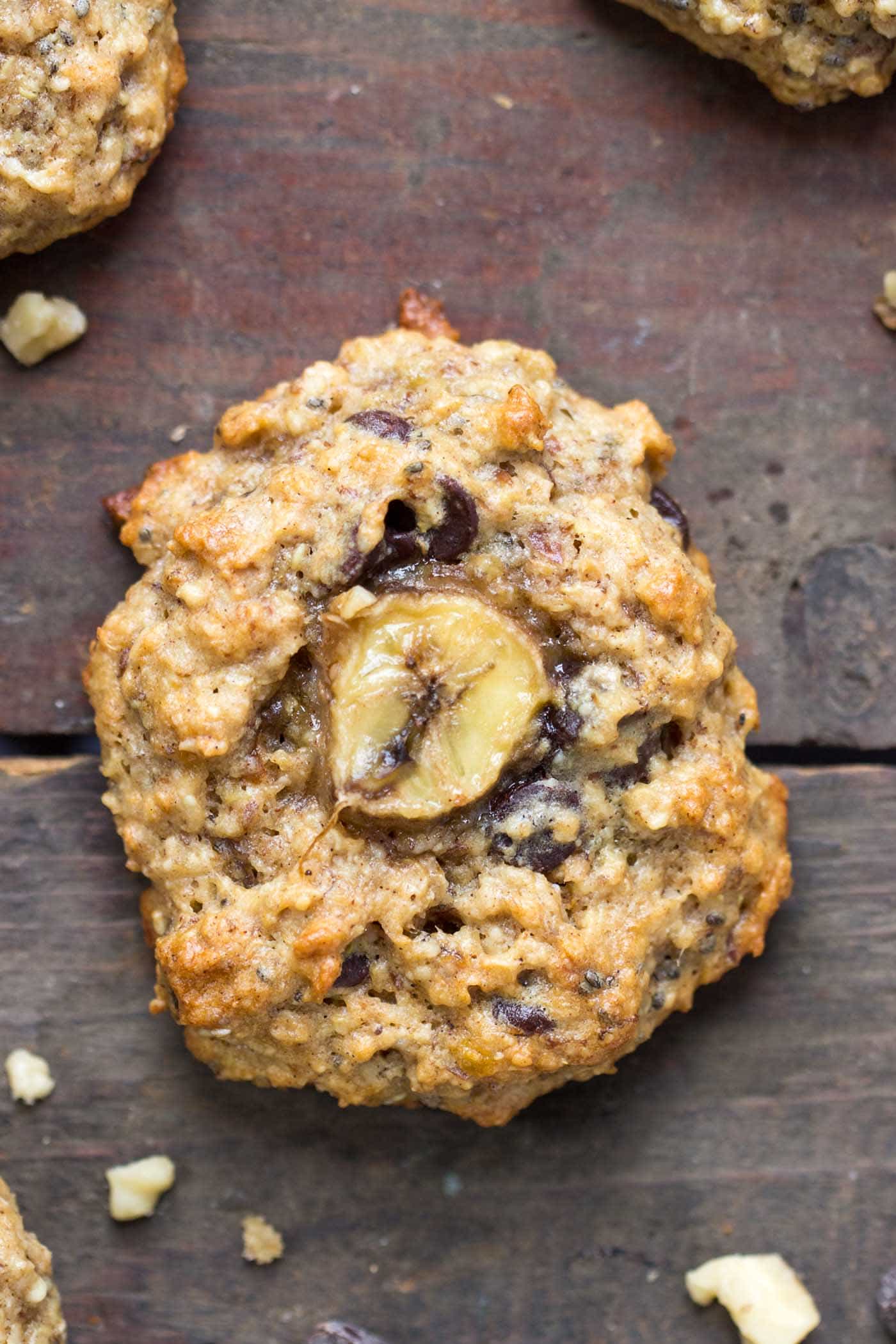 vegan chunky monkey QUINOA breakfast cookies -- because cookies for breakfast need to happen everyday!