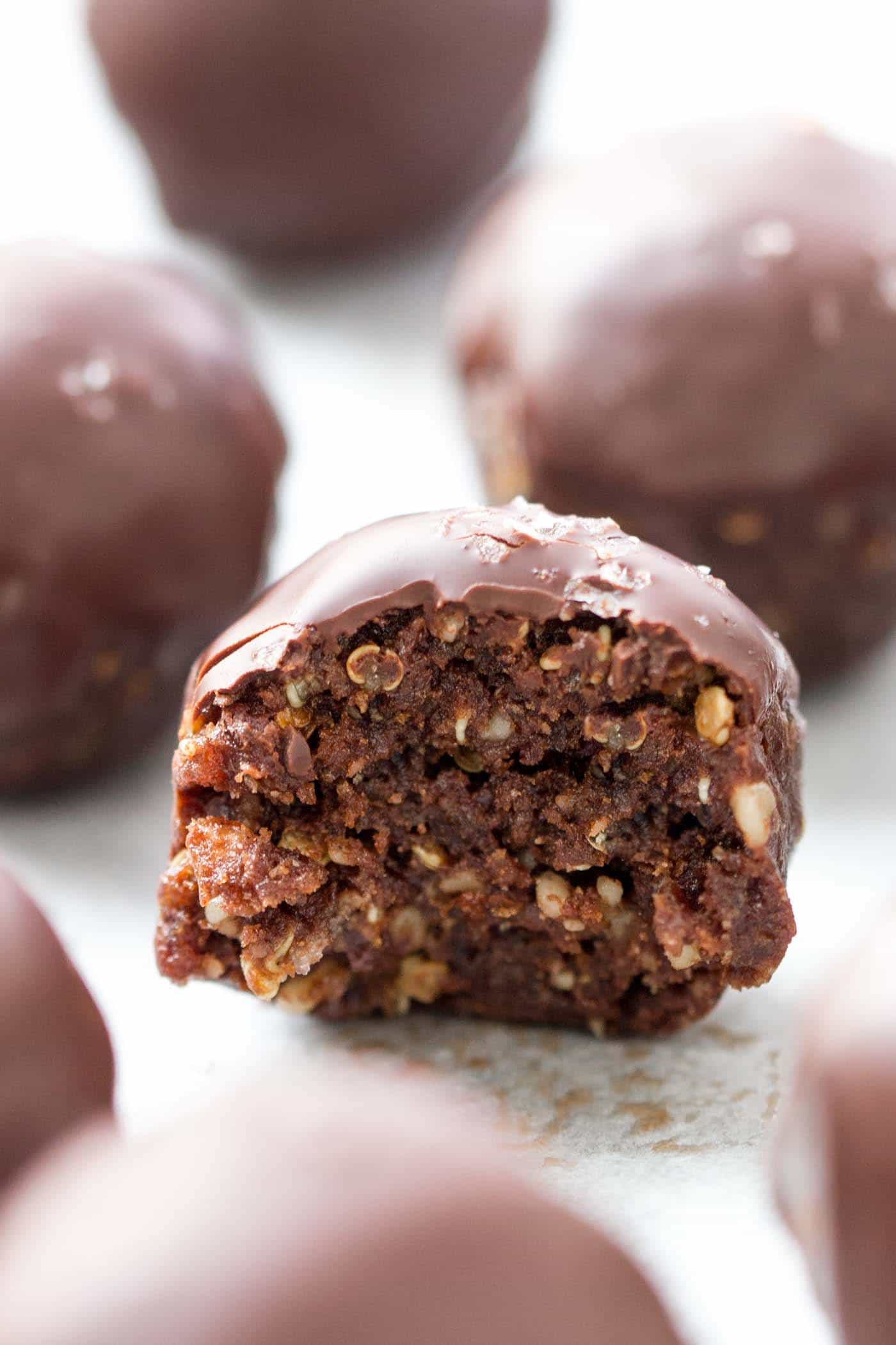 These energy balls taste like candy but they're actually good for you! They've got quinoa, raw cacao powder, nuts and dried fruit as the sweetener [also vegan + gf]