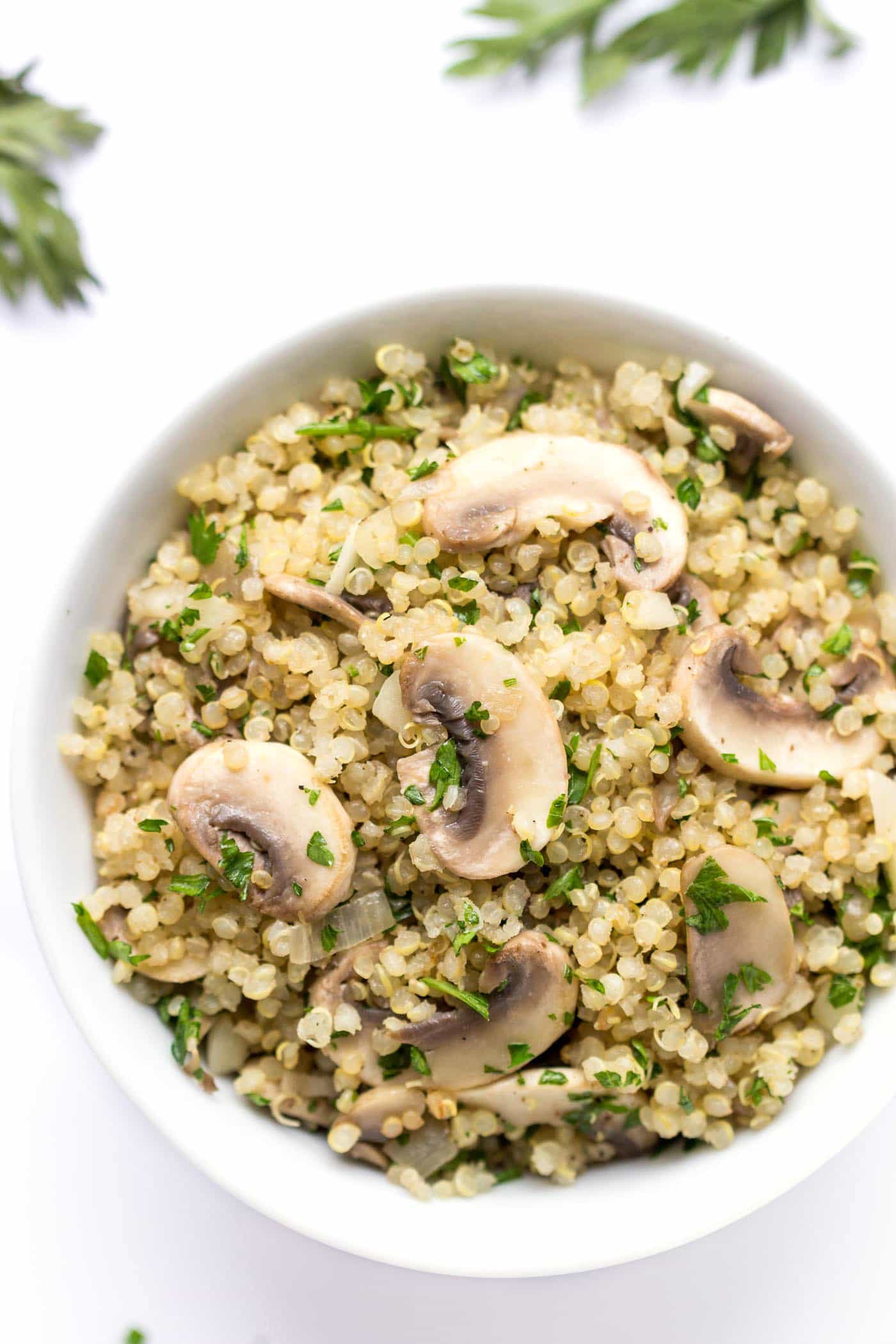 MUSHROOM QUINOA...healthy, easy and ready in just 10 minutes! This makes for a great side dish or can be bulked up with your favorite protein! [vegan]