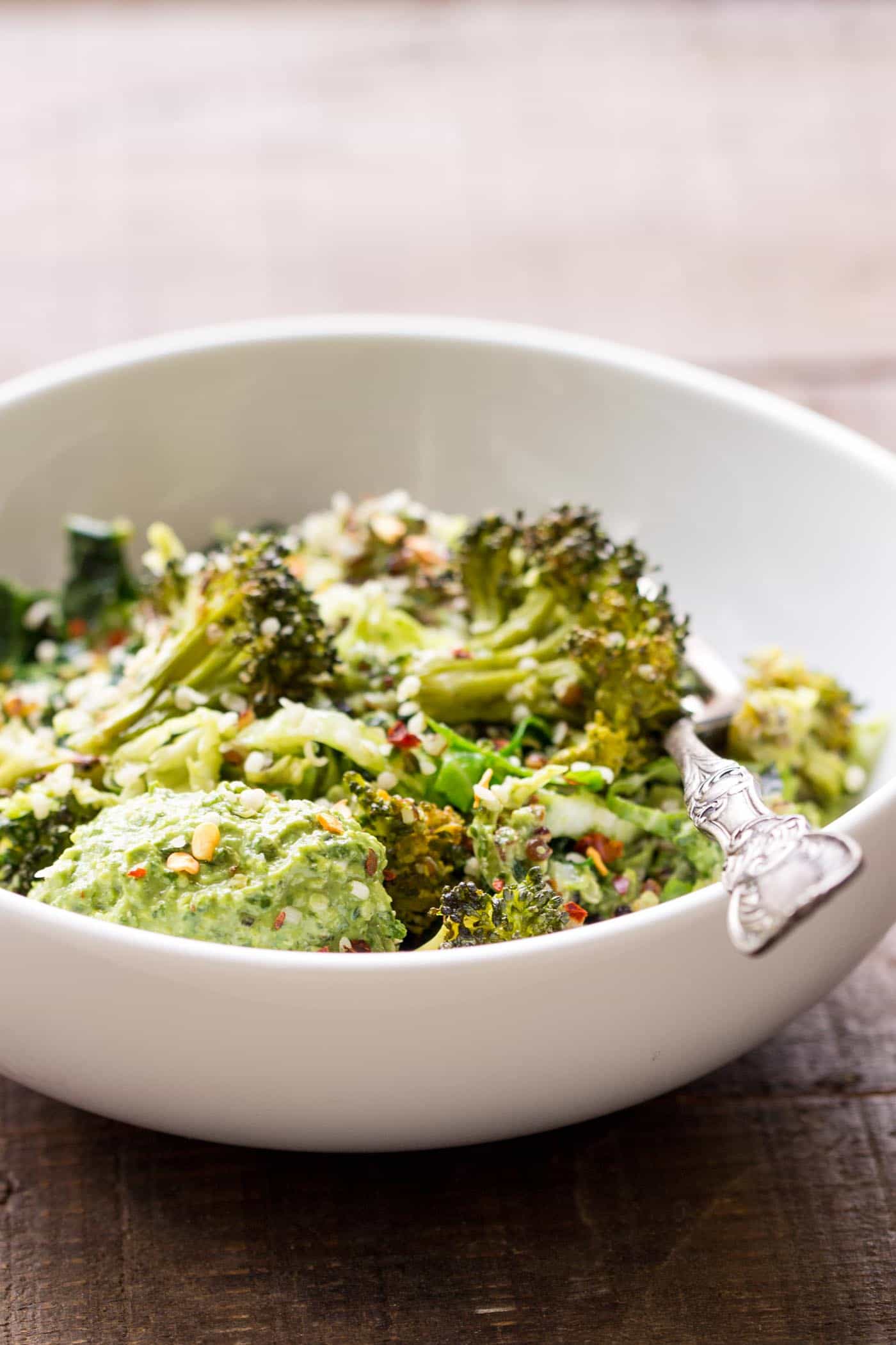 WINTERY GREEN QUINOA BOWLS...with avocado and hemp seed pesto!