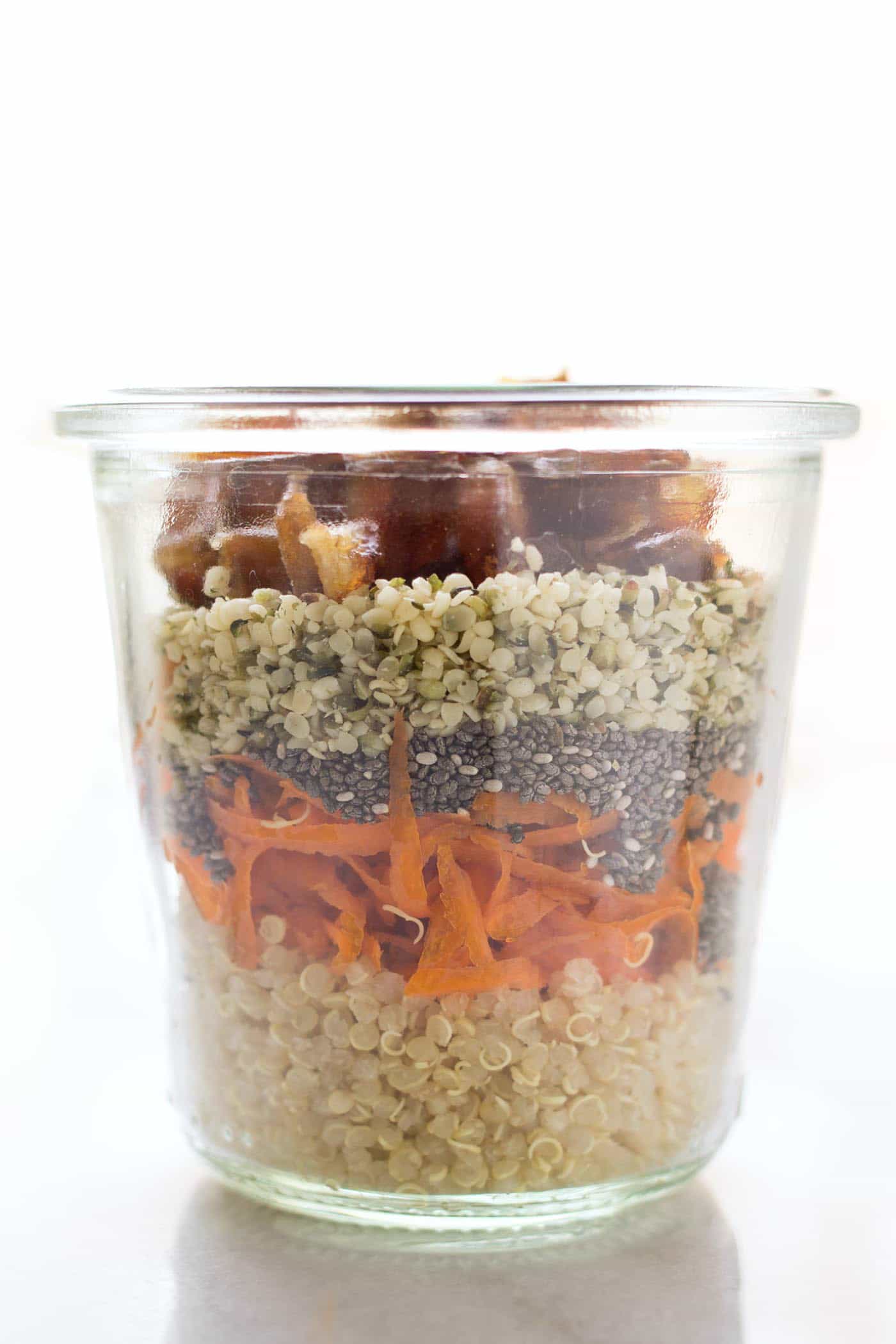 Classic carrot cake flavors transformed into a healthy breakfast treat >> Carrot Cake Chia Pudding!