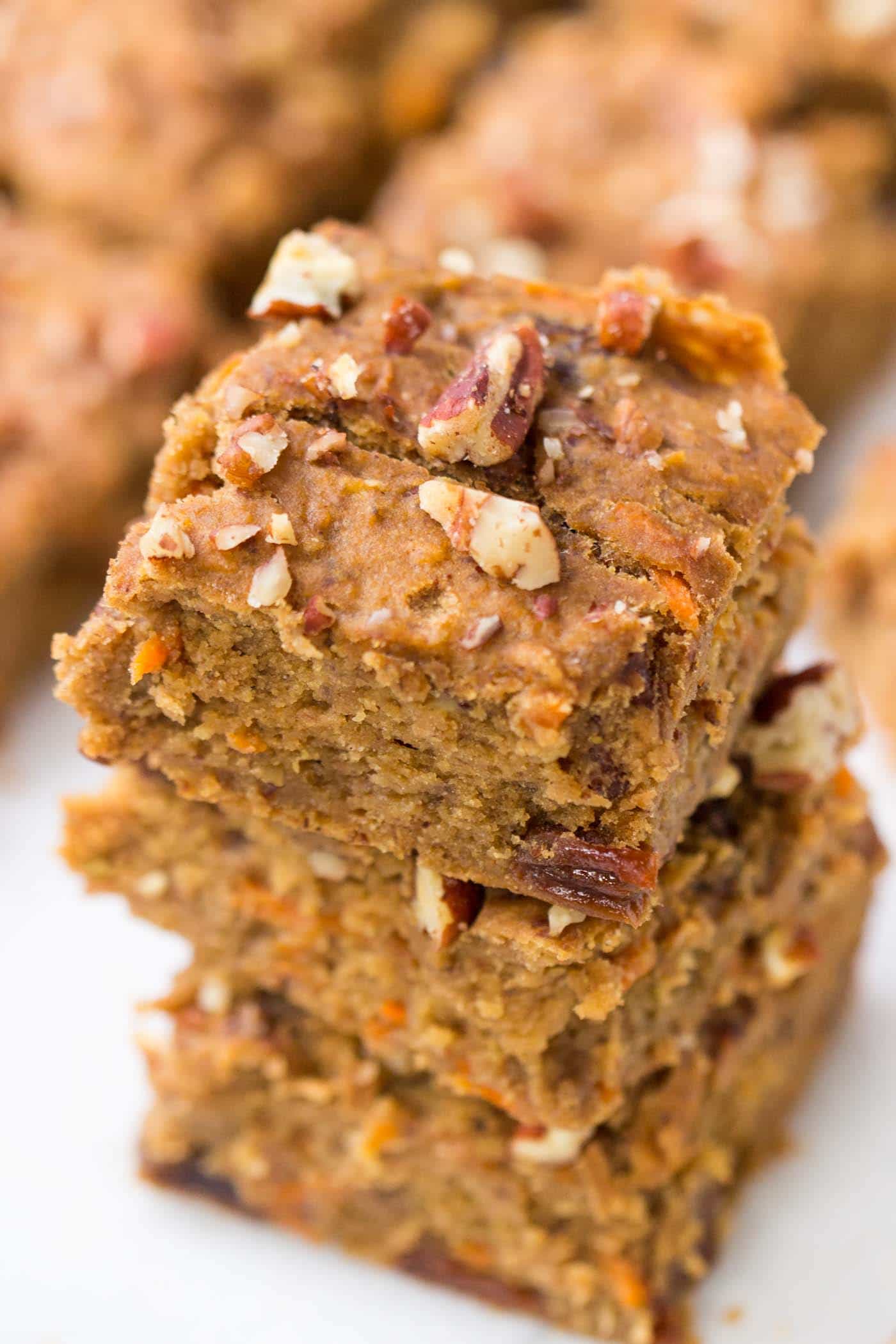 These HEALTHY Morning Glory Breakfast Bars are made with quinoa flour, sweetened naturally AND are packed with protein!