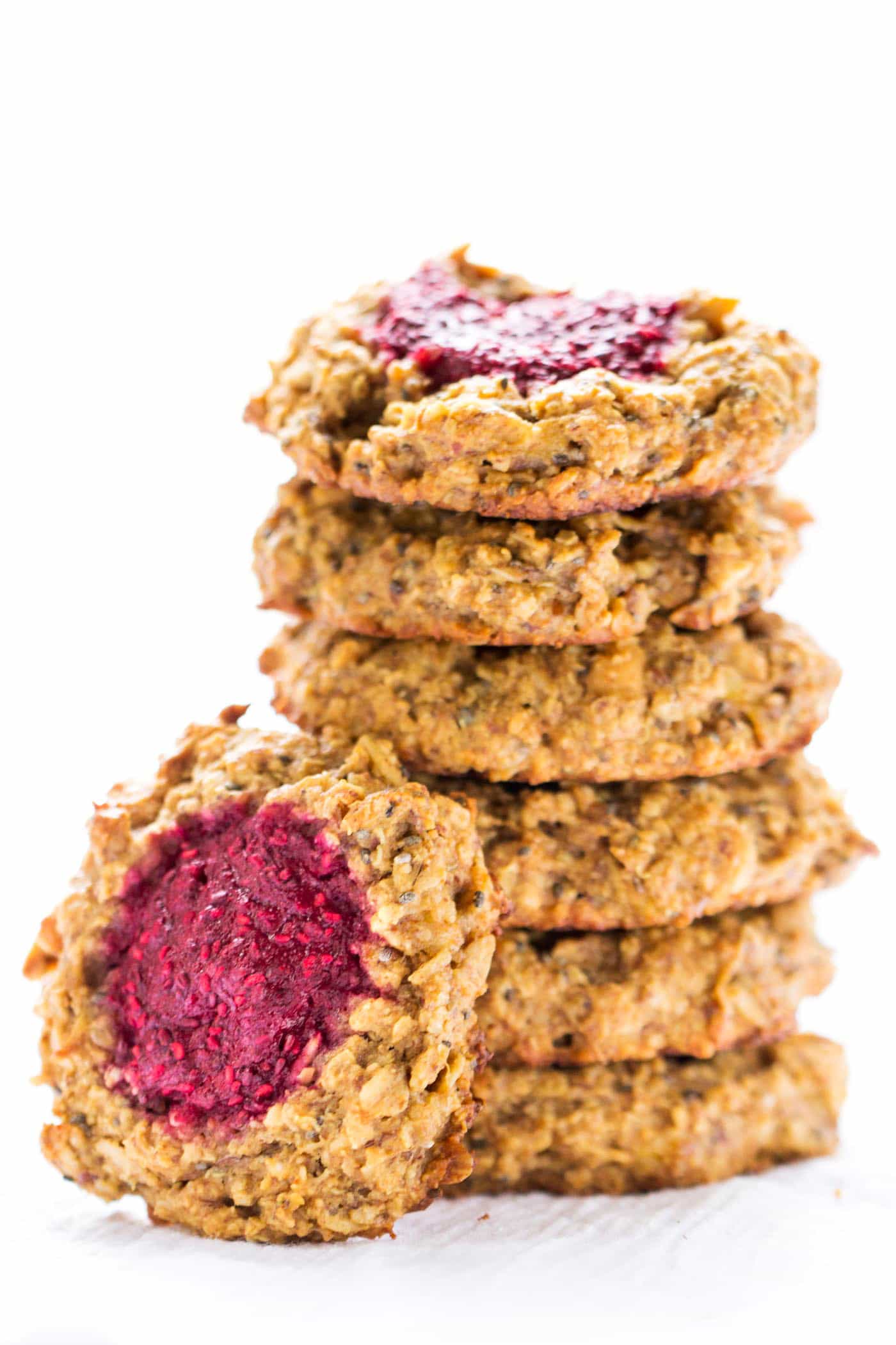 VEGAN! Quinoa Breakfast Cookies that taste like peanut butter + jelly sandwiches....simple, healthy and SO GOOD!