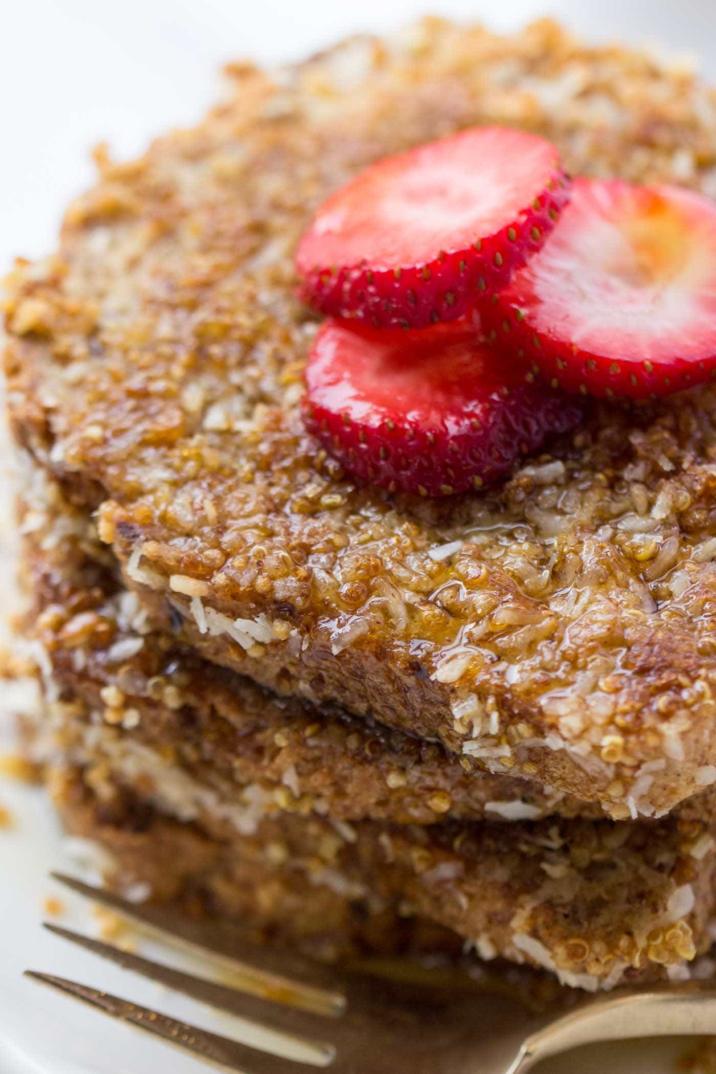 Quinoa Crusted VEGAN French Toast -- free from eggs, dairy and gluten AND it taste absolutely amazing!