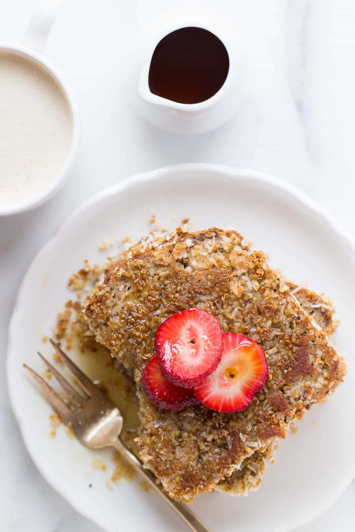 Vegan French Toast with a crispy quinoa + coconut crust -- only 7 ingredients, super simple and SO HEALTHY!