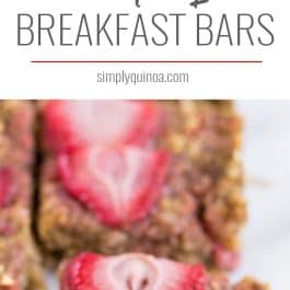 How good do these quinoa breakfast bars look? Love that they're FLOURLESS and healthy -- naturally gluten-free + vegan too!