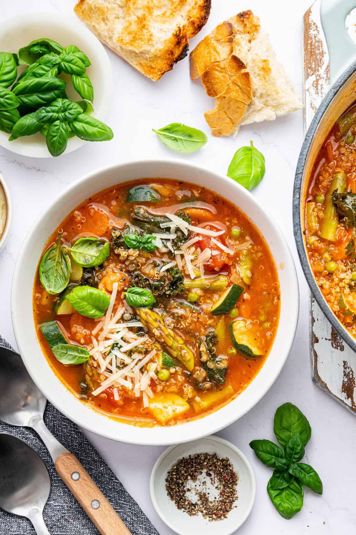 Overhead view of vegetarian minestrone soup in bowl