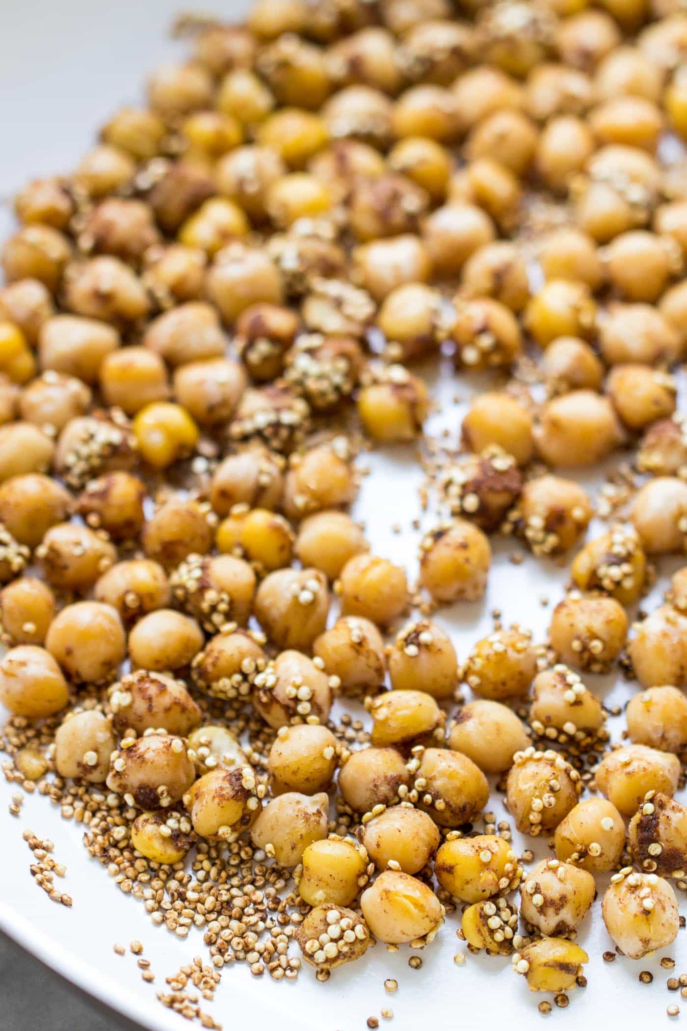 How to make the perfect warm chickpeas -- tossed in a bag with a little oil, tons of spices and then sauteed in a pan. Simple, easy, DELISH!