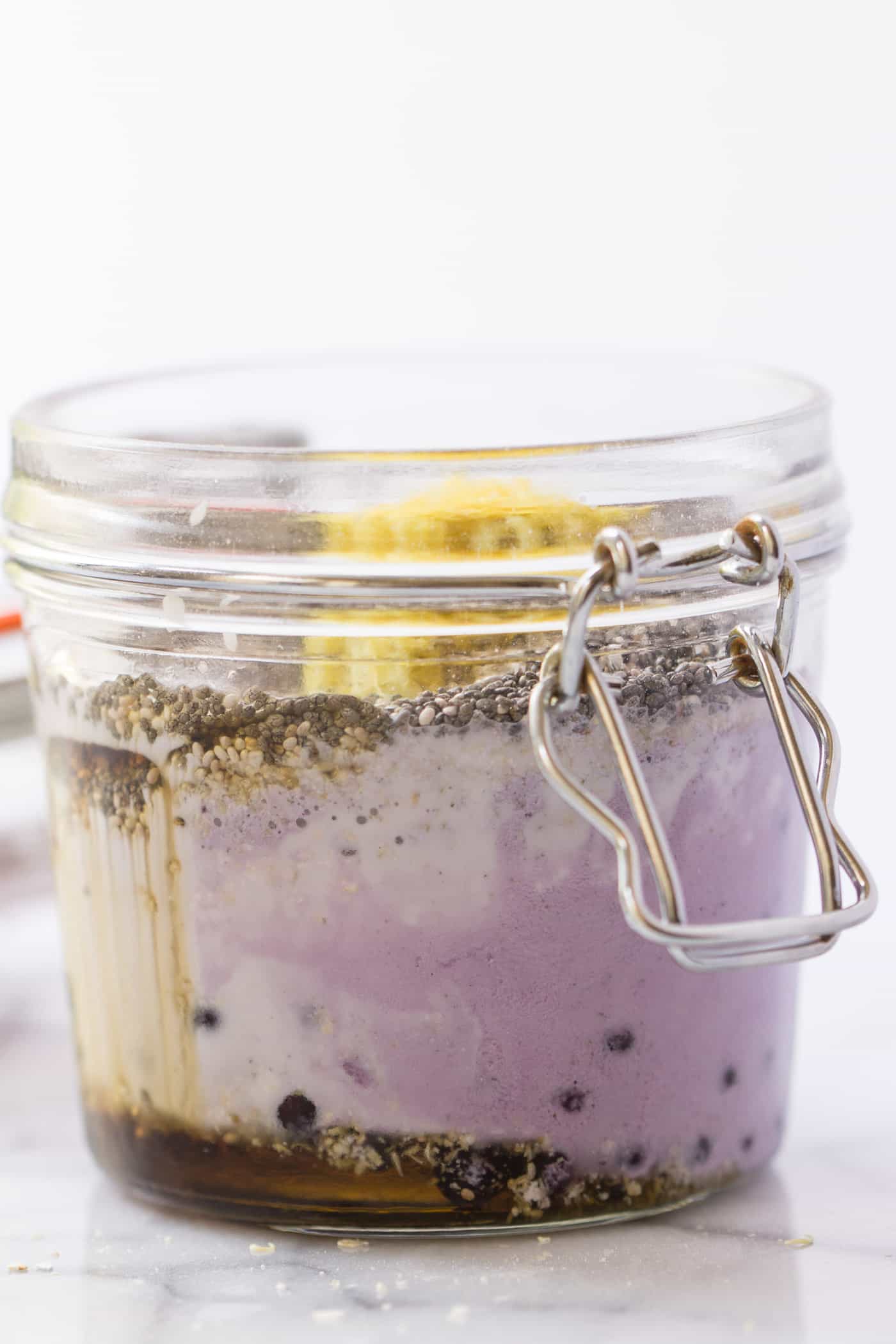 How to make lemon-blueberry overnight quinoa...with only a few simple ingredients! [gluten-free + vegan]
