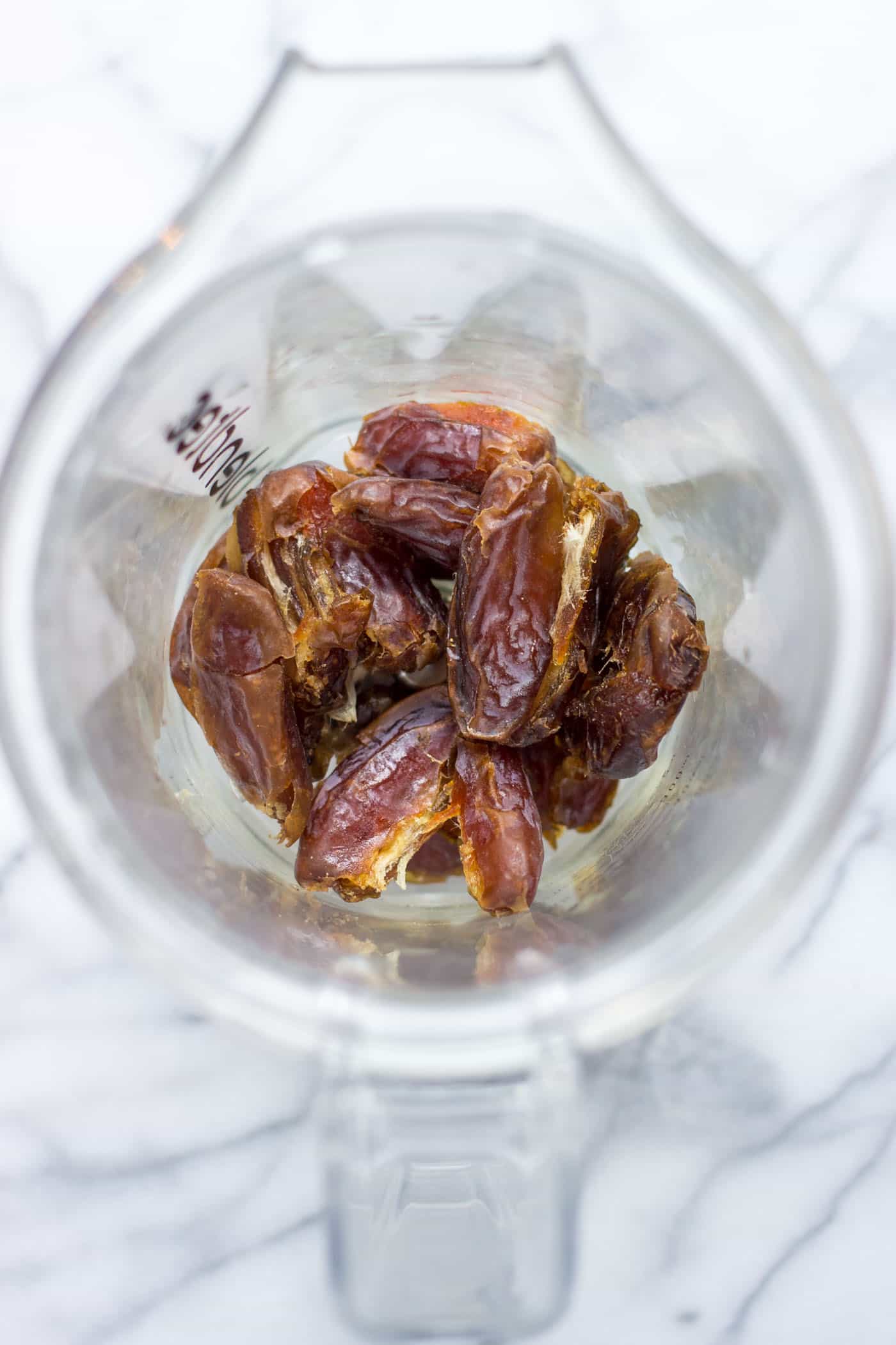 How to make date caramel -- with just two ingredients, in THE BLENDER!