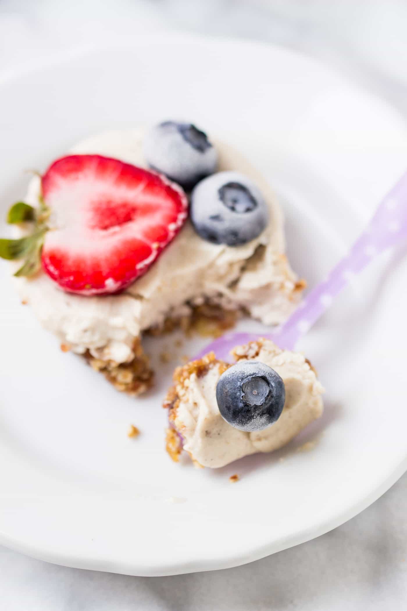 No-Bake Frozen Berry Tarts with a creamy coconut filling and a pecan-date crust! It's the ultimate summertime treat! [VEGAN]