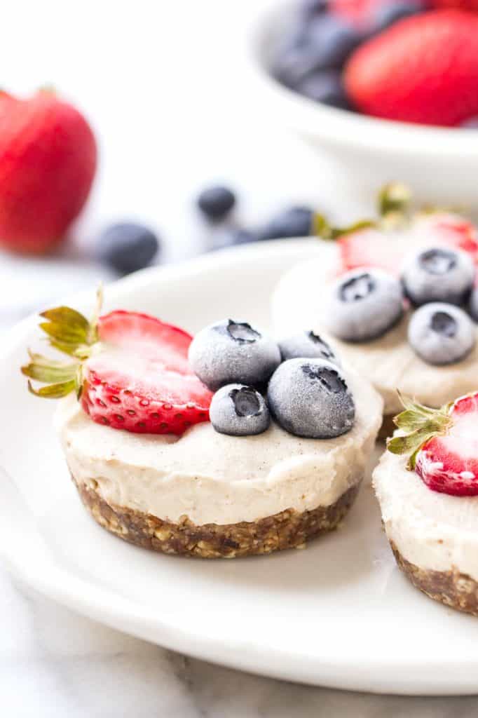 NoBake Frozen Berry Tarts Simply Quinoa