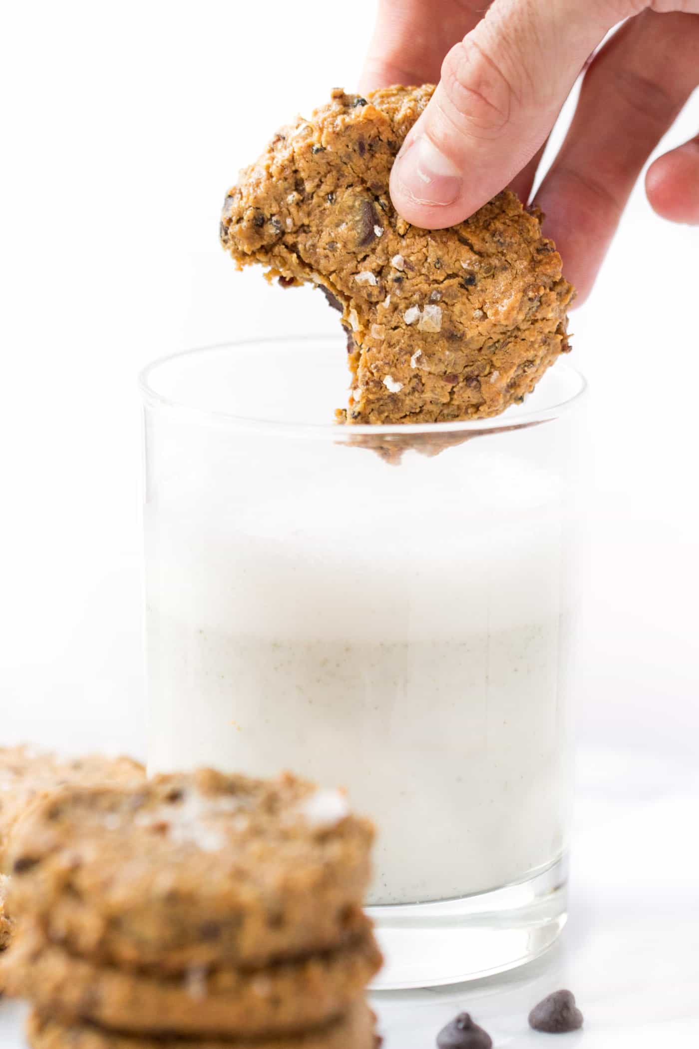 Cashew Butter Chocolate Chip Cookies -- with quinoa for some added protein and crunch! [vegan + gluten-free]