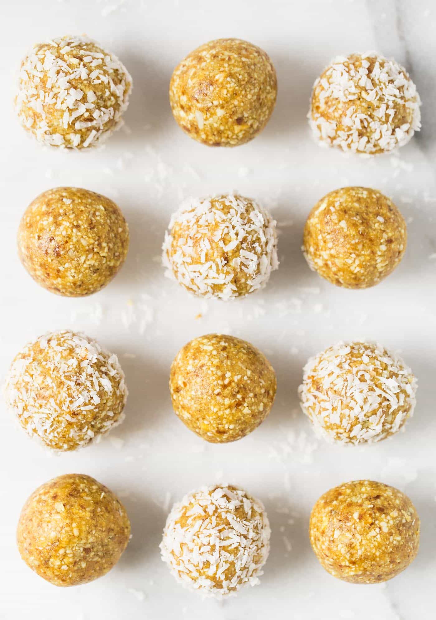 Mango Coconut Energy Balls -- only 6 ingredients, easy to make and taste like the tropics!